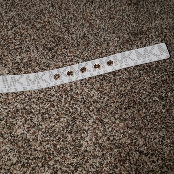 Michael kors belt - Picture 2 of 3